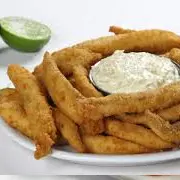 ISCA DE TILAPIA C/ FAROFA E SALADA