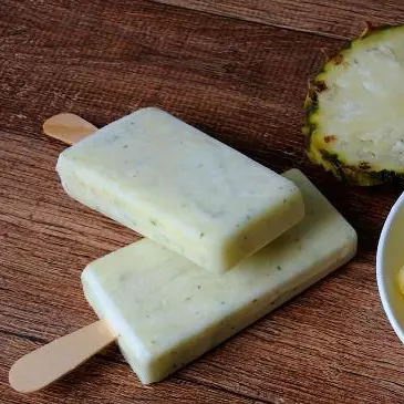 Paleta de Abacaxi com Hortelã