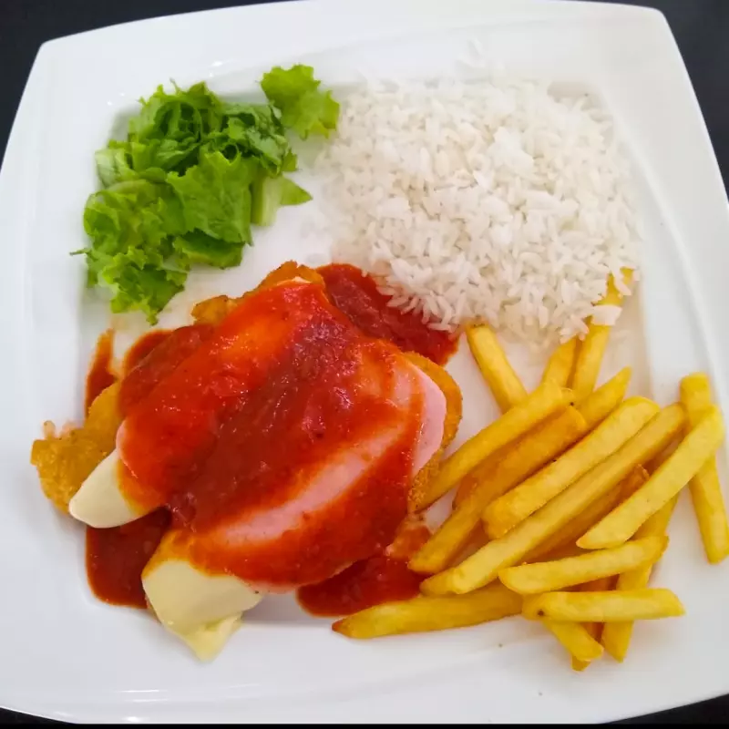 Frango à parmegiana