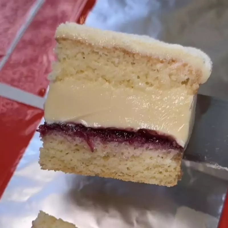 Ninho Com Frutas Vermelhas