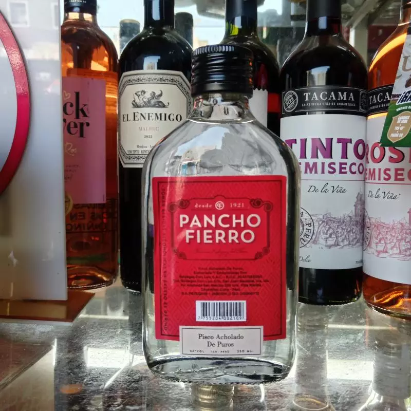 PISCO PANCHO FIERRO CHATA 250 ML