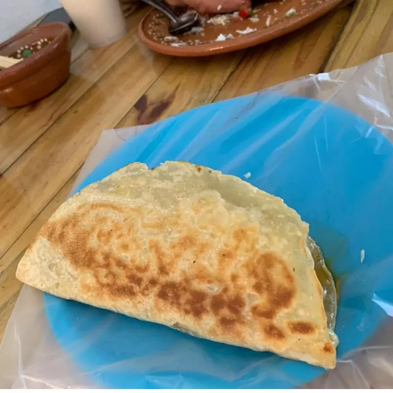 Quesadilla de harina chica