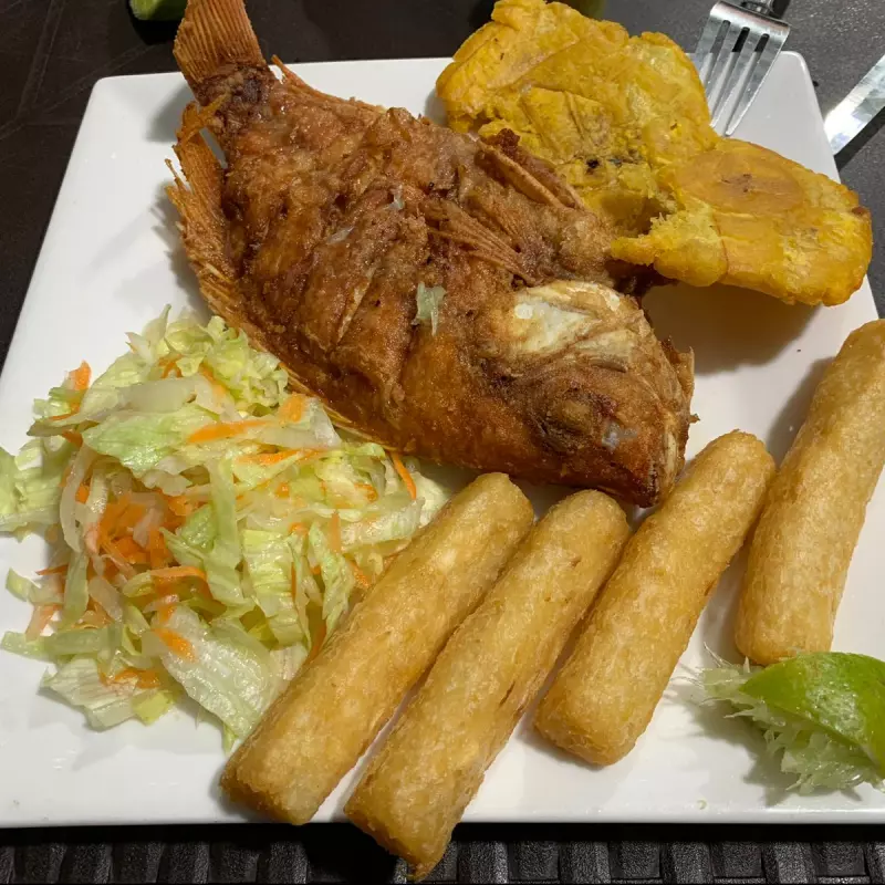 Almuerzo con Trucha o Mojarra