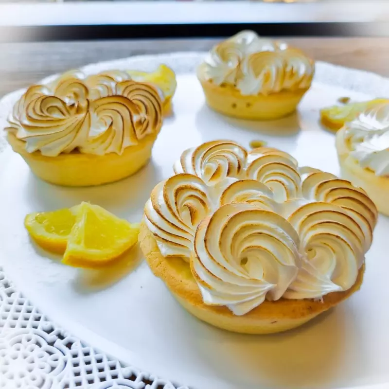 LEMON PIE