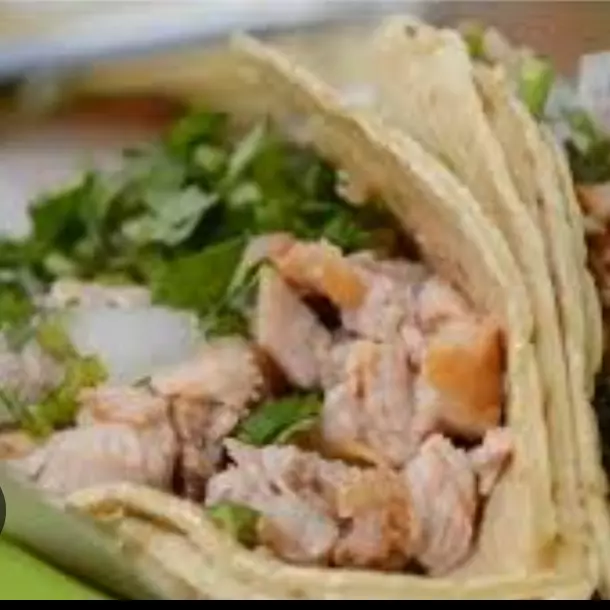 Tacos de Carnitas Michoacanas