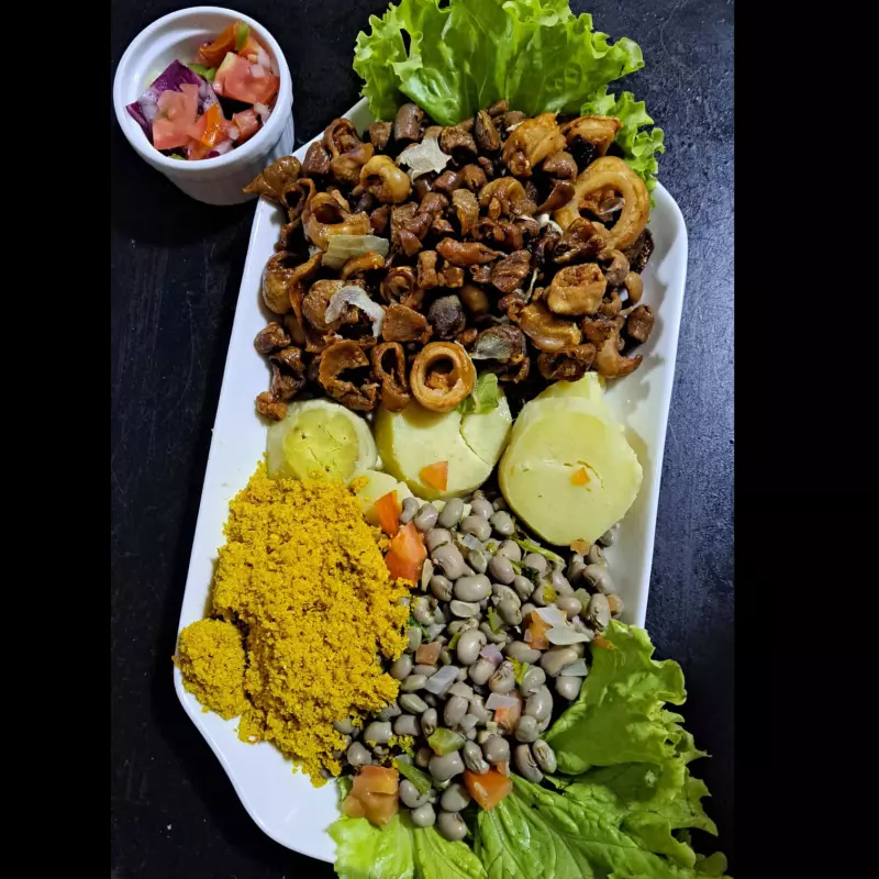 TRIPA DE PORCO (SERVE ATE 2 PESSOAS)