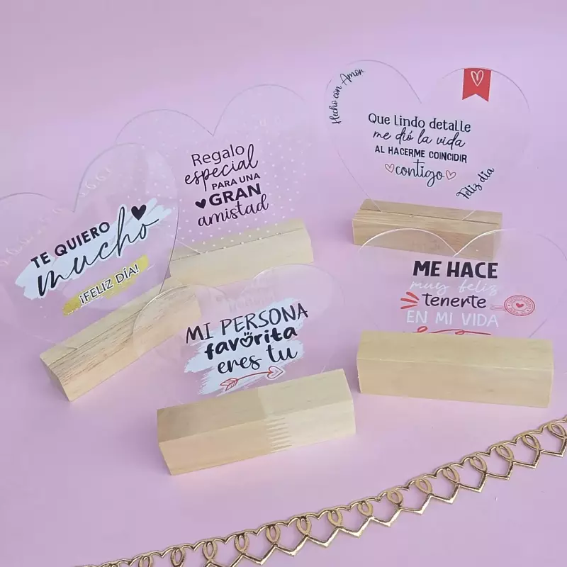 Acrílico decorativo corazón aya