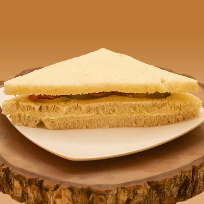 Sándwich de pollo c/tomate y pimentó