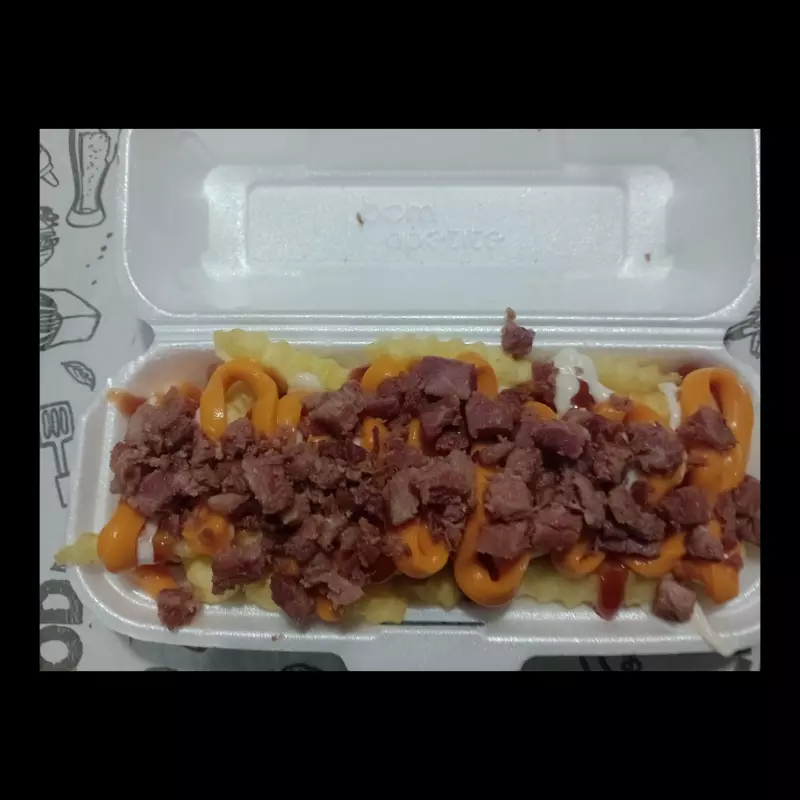 Batata frita com cheddar e Bacon