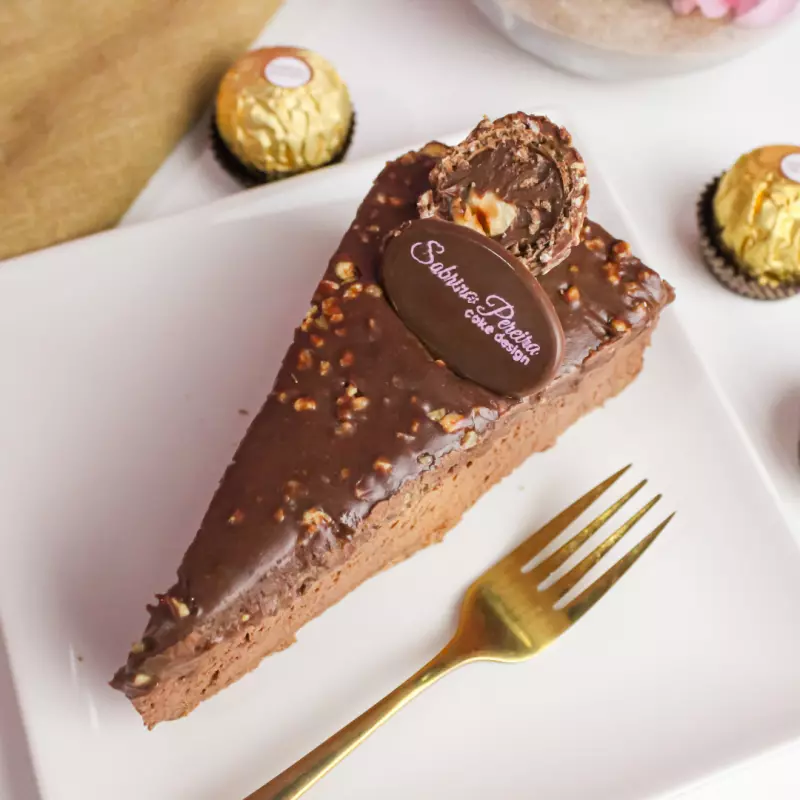 Fatia de Torta Ferrero Rocher