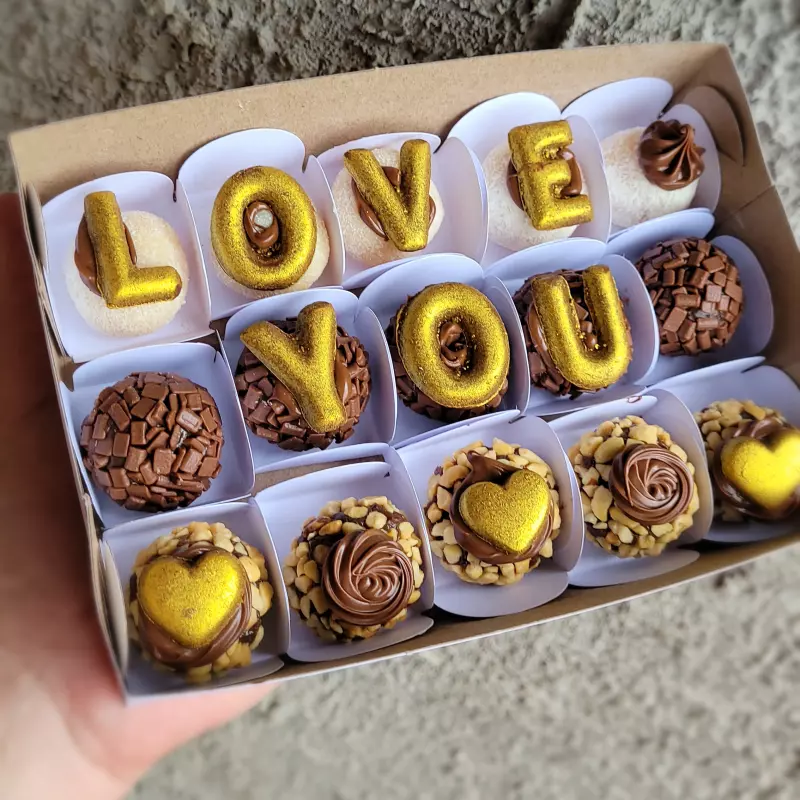 Caixa love you + 1 rosa