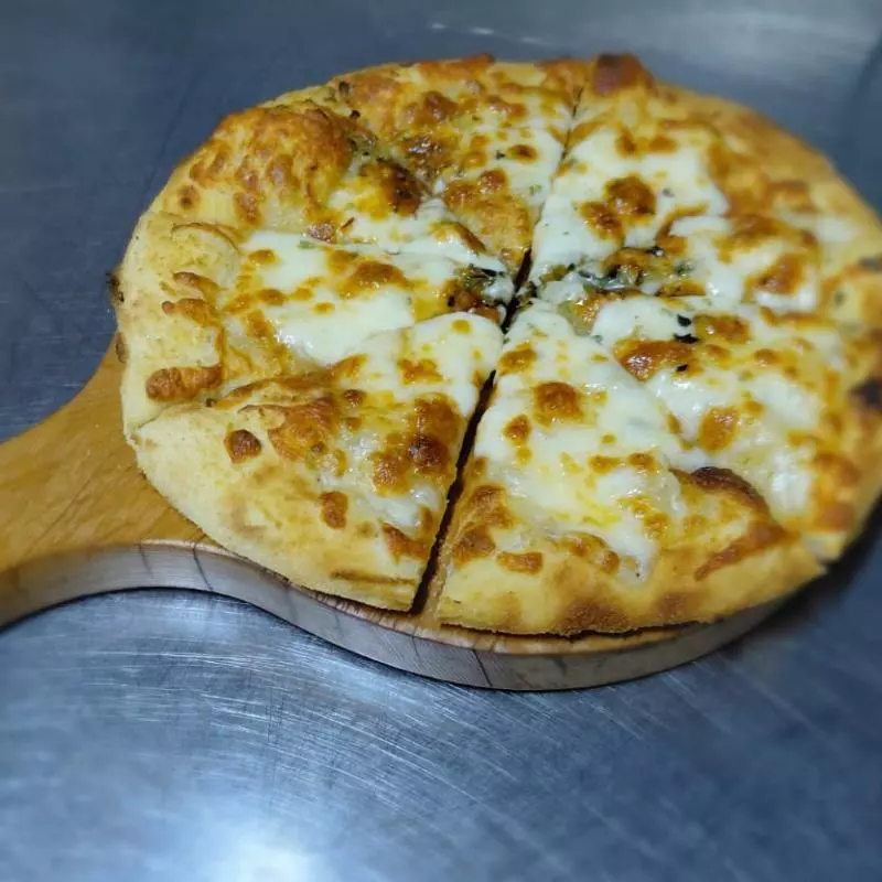 PAN AL AJO CON QUESO