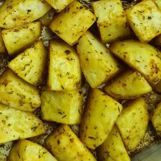 Papas bravas al horno