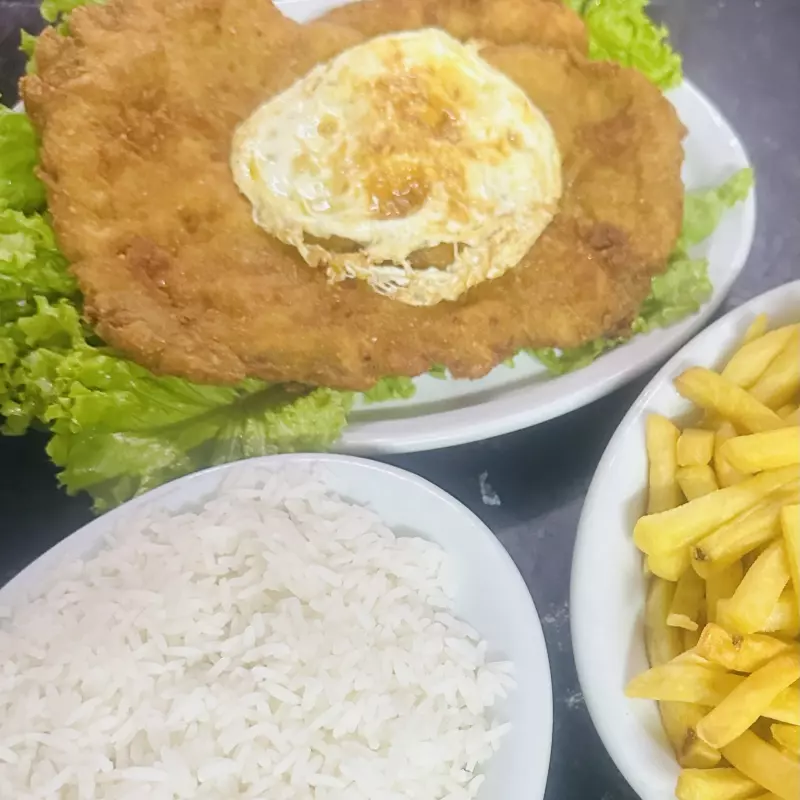 Frango à cubana refeição