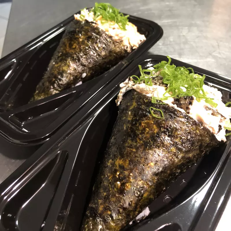 Temaki salmão grelhado