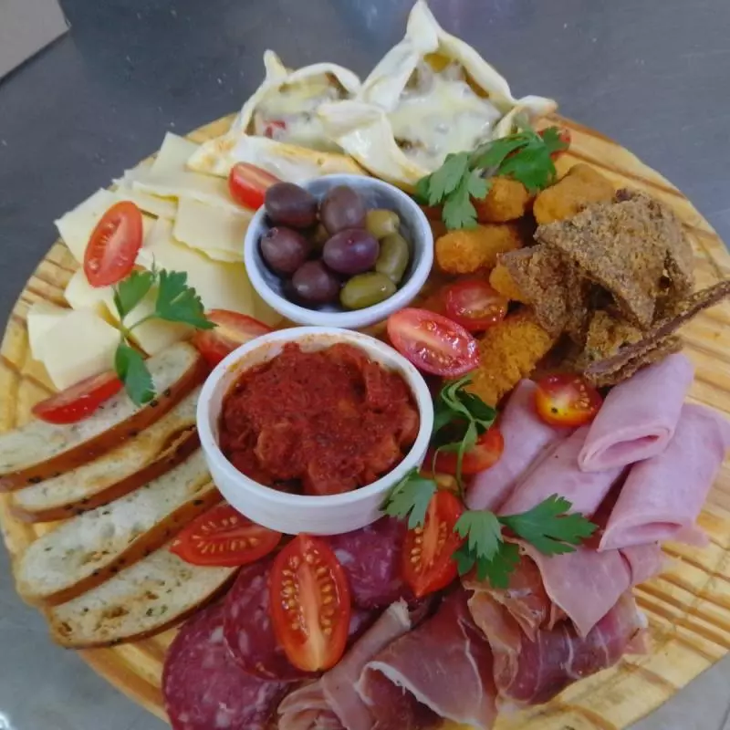 Picada Leo's para 2 personas