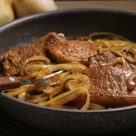 Bife Acebolado