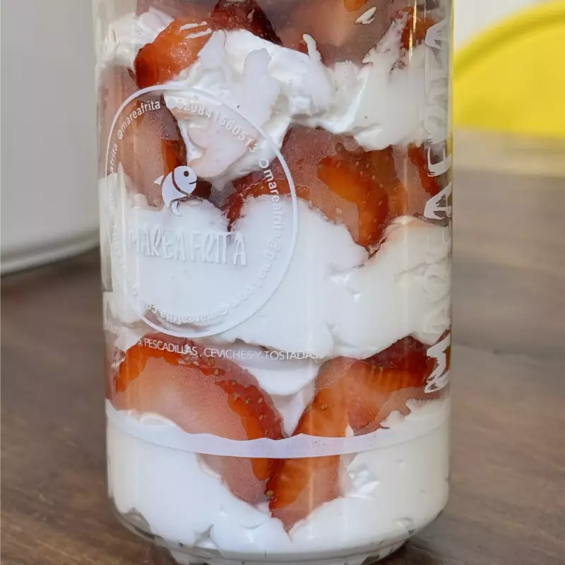 FRESAS CON CREMA