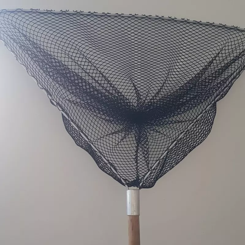 Passaguá para tatuí/cabo de madeira