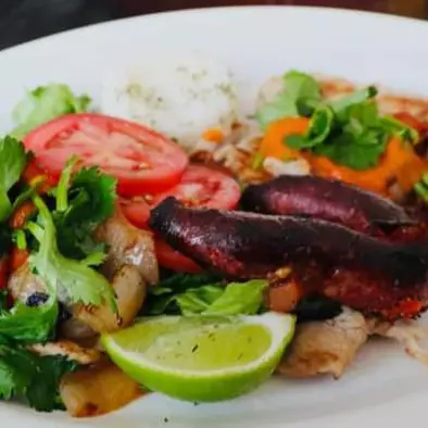 POCHUC CON LONGANIZA YUCATECA