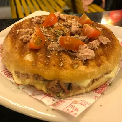 Sándwich Atún y Queso