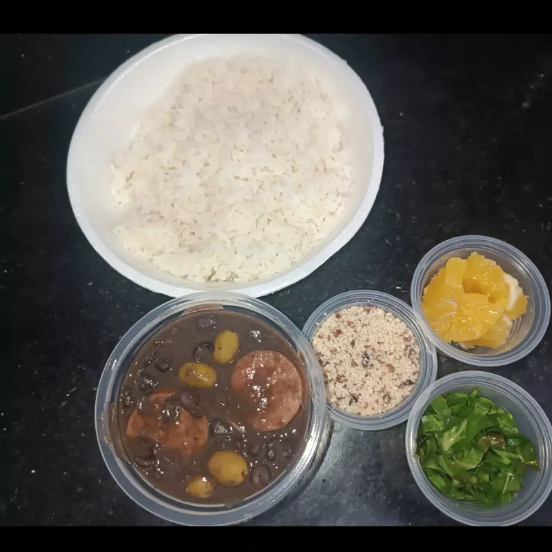 Feijoada Completa 350ml (1 Pessoa)