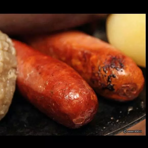 2 Longanizas / 2 long pork sausage