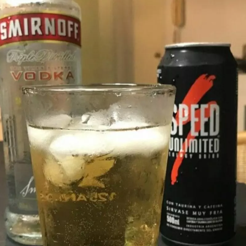 Vodka con Speed