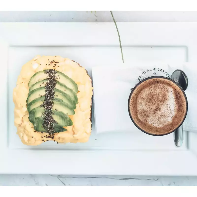 Infusion + tostada de palta