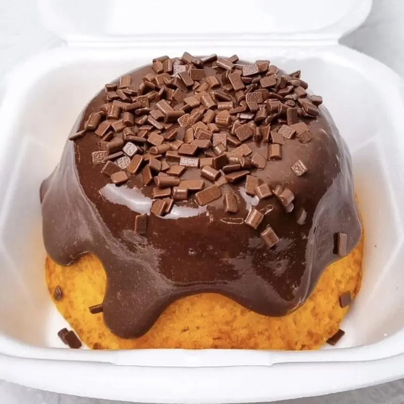 Bolo Mini Vulcão Cenoura e Chocolate