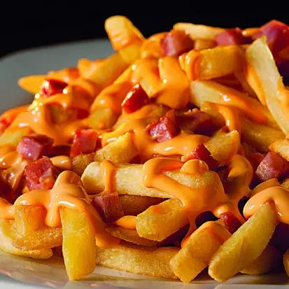 Batata Frita com Cheddar e Bacon