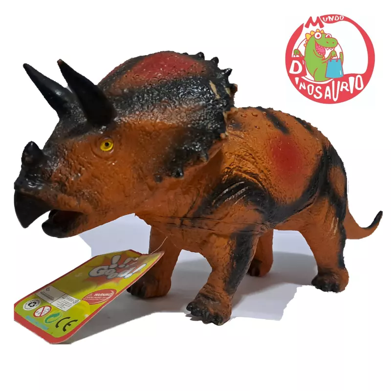 Triceratops grande con rugido