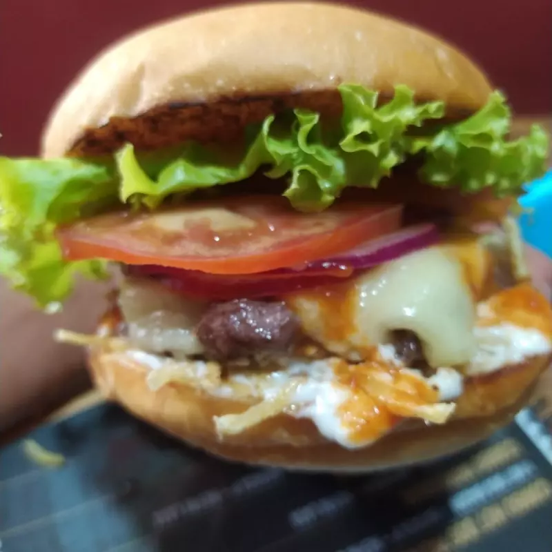 PB CHEESE BURGUER