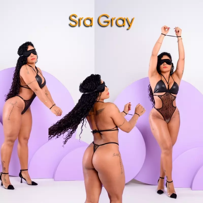 Sra Grey 50 tons de Cinza 00400 .