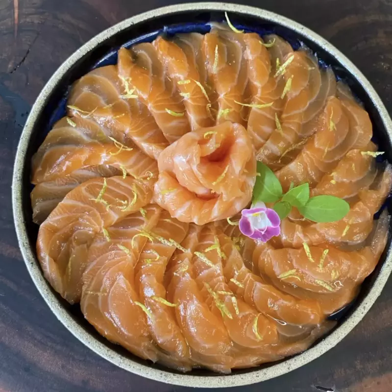 Carpaccio Salmon Trufado