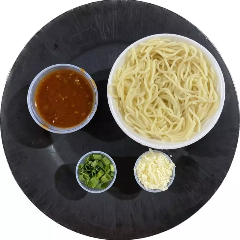 Espaguete a Bolonhesa