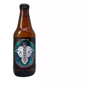 TRAICIONERA - Oveja Negra