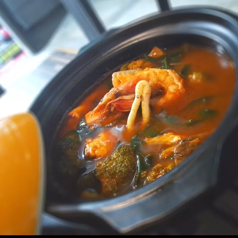Sopa de mariscos mixtos