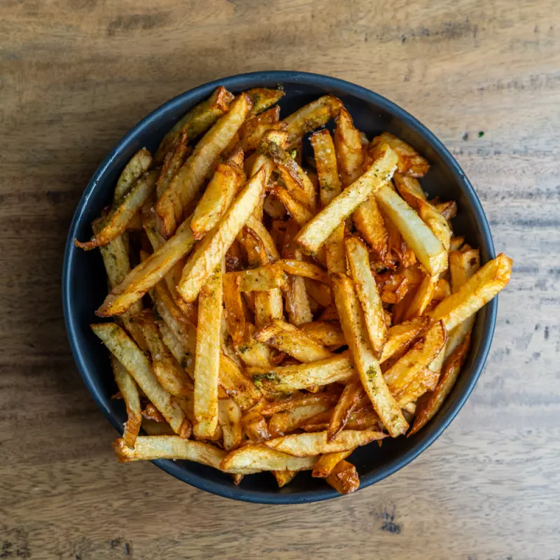 Homemade Bowl of Fries (Zaatar Salt)