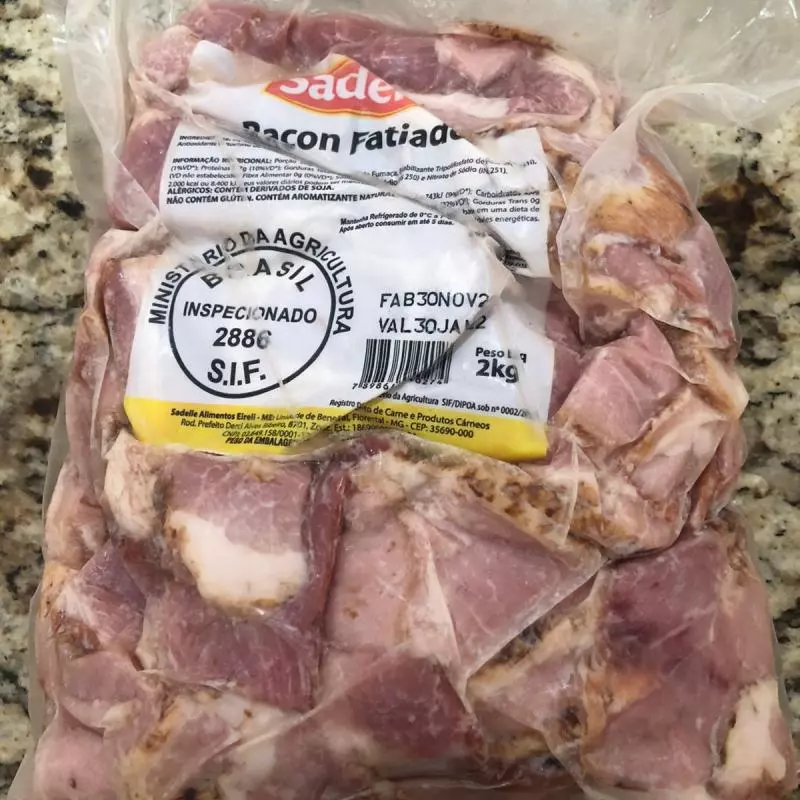 Bacon  À VACUO fat. 2kg SADELLE