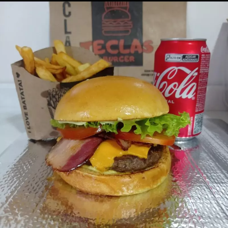 Salad Bacon +Batata = Coca Grátis