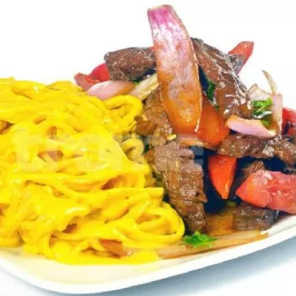 TALLARINES A LA HUANCAINA