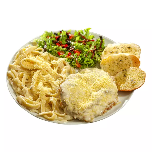 Milanesa Alfredo a la Parmesana