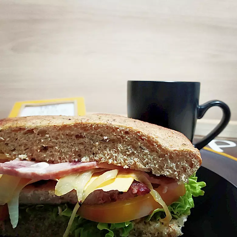 Emparedado artesanal porky