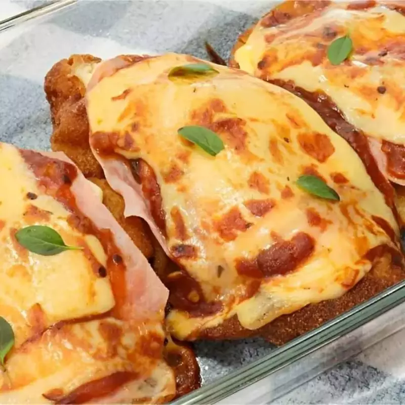 Parmegiana de FRANGO presunto queijo