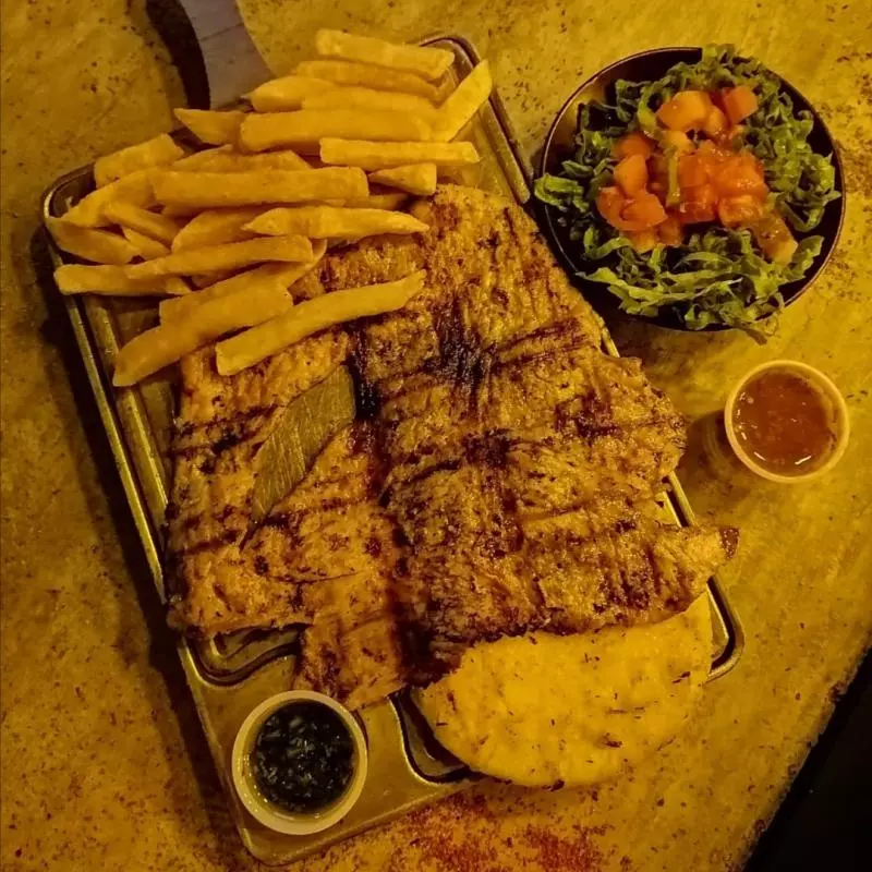 CARNE A LA PARRILLA