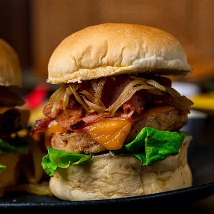 4 - Chilis Burger