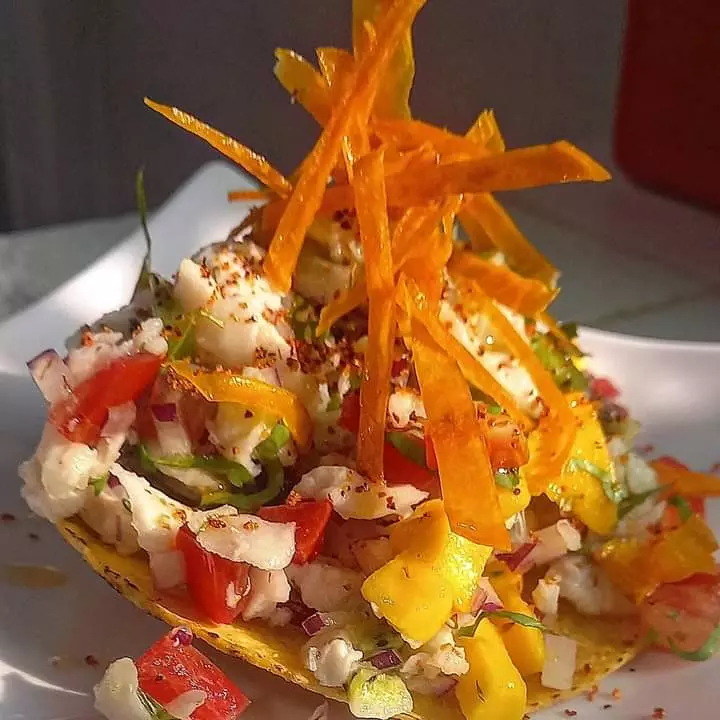 Tostada de Ceviche Reggae
