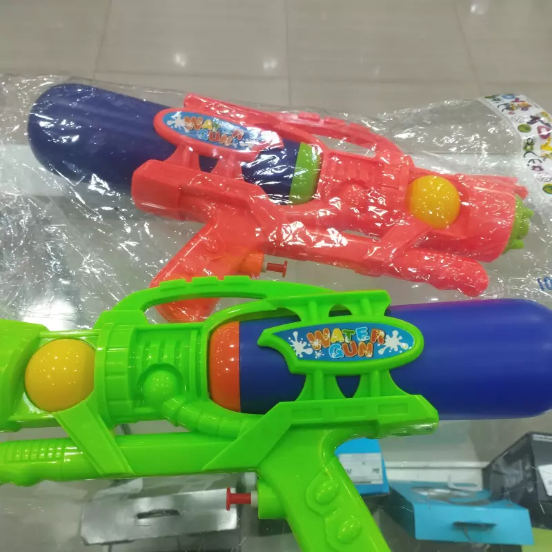 Pistola de agua grande