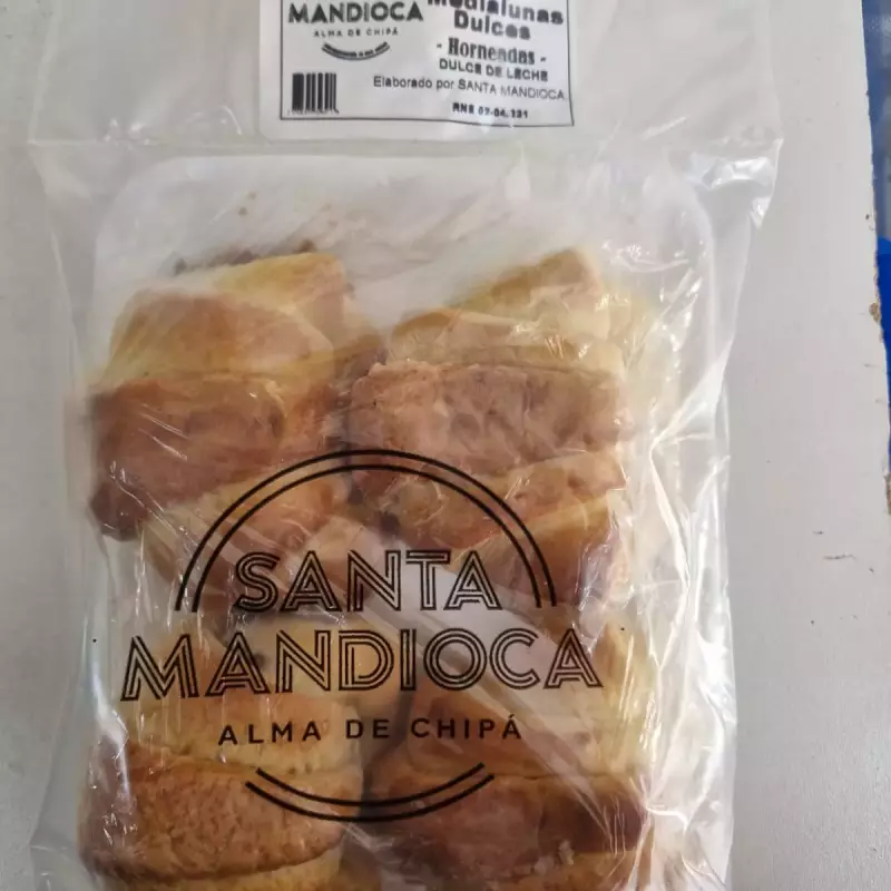 Medialunas rellenas de DDL